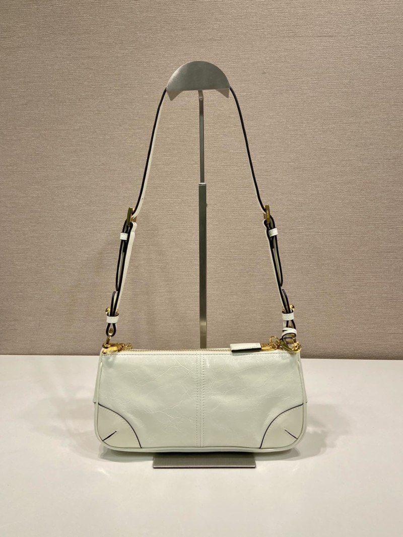 Pra*a hobo bags